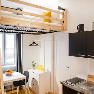  Apartment Cosy Box At Boxhagener Platz